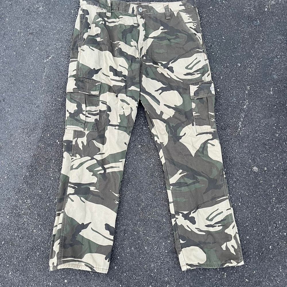 New With Tag Fleece Lined insulated Wrangler Camo AOP pants size 36" x 30"